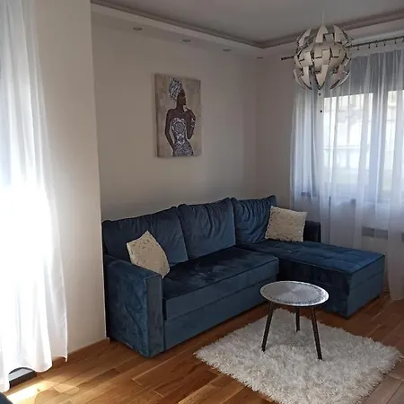 Lägenhet Avala21 Titova *